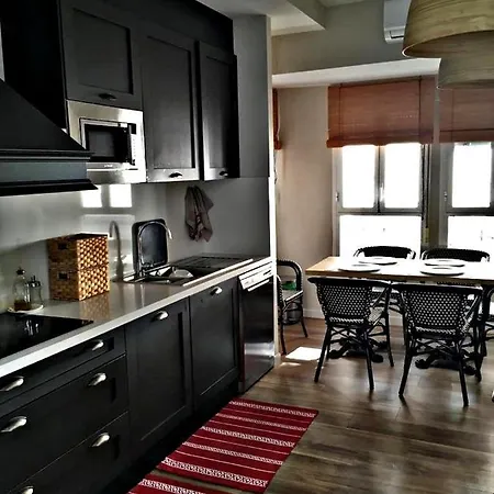 Urban El Postigo Homestay *