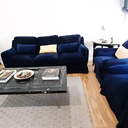 Urban El Postigo קורדובה